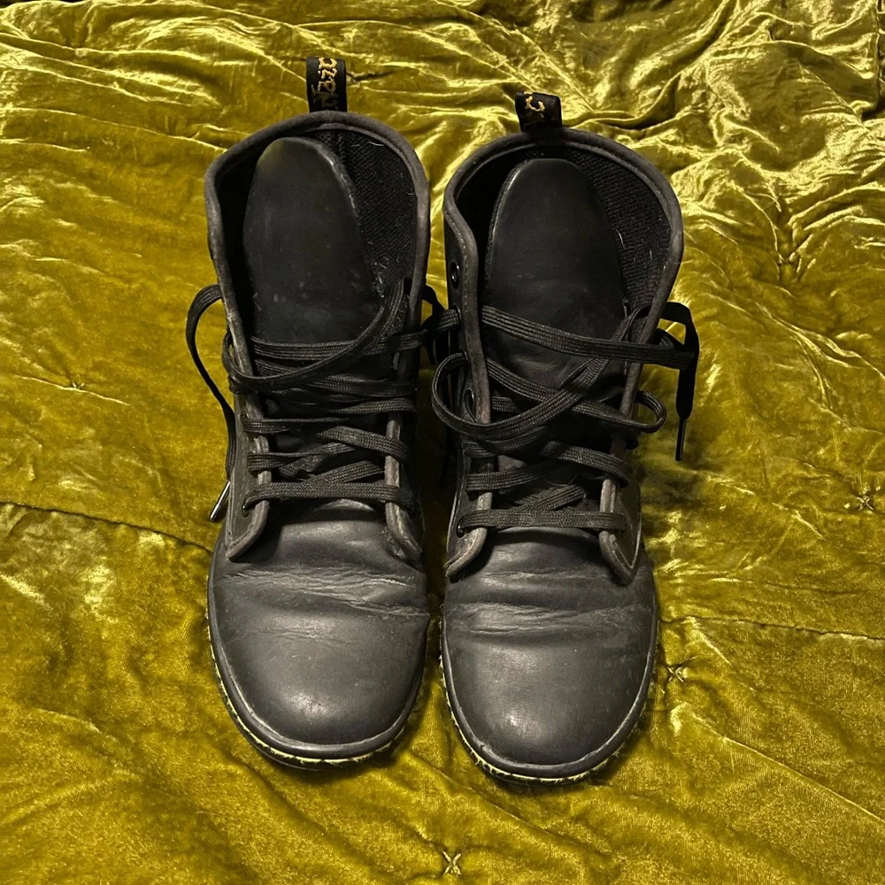 Dr. Marten black boots - Picture 1 of 4